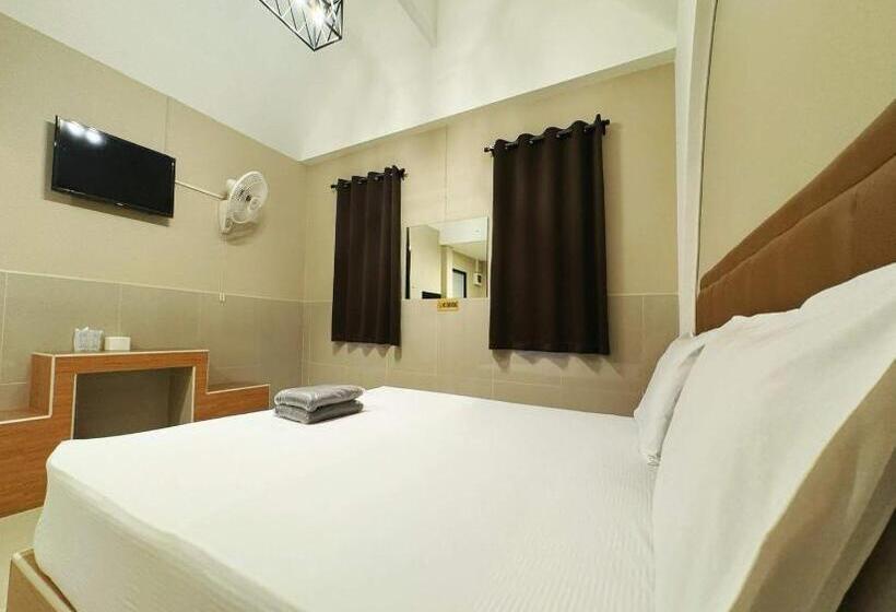 Номер Deluxe, Oyo 75522 Classroom Resort
