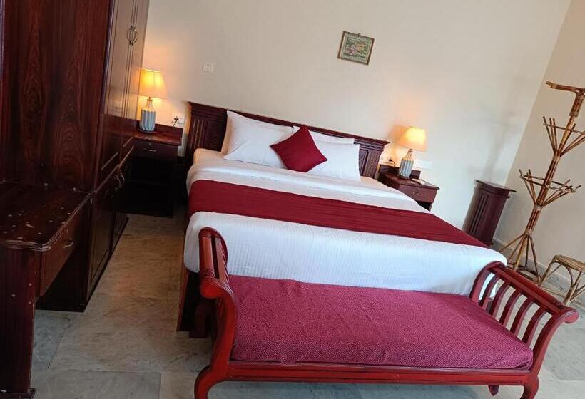 اتاق لوکس با چشم‌انداز دریا, Hillview Beach Resort