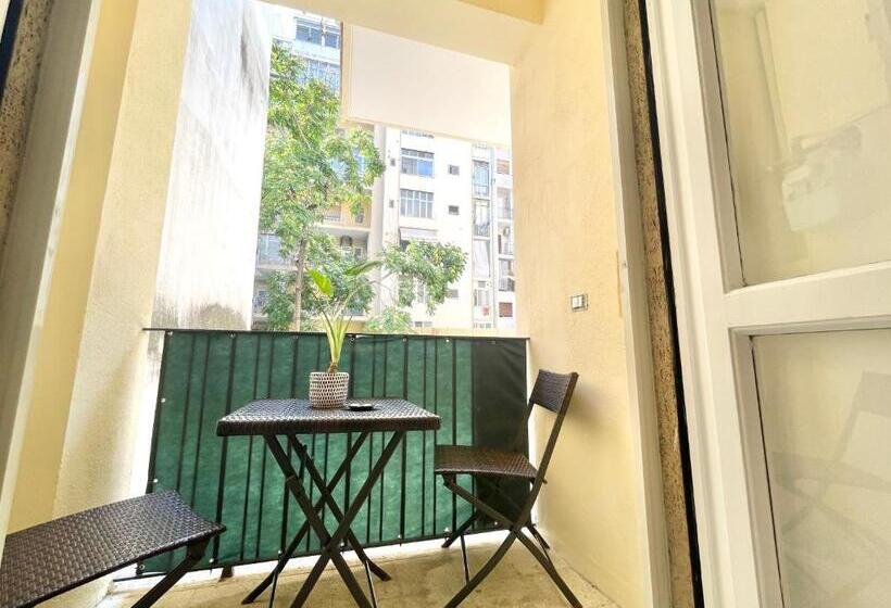 اتاق لوکس, Suites 167