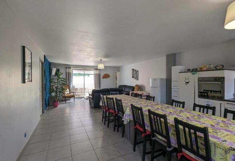 Номер Стандарт, Chambre étoile Brune Avec Salle D Eau Privative Et Petit Déjeuner Inclus, Neuvy Saint Sépulchre   Fr