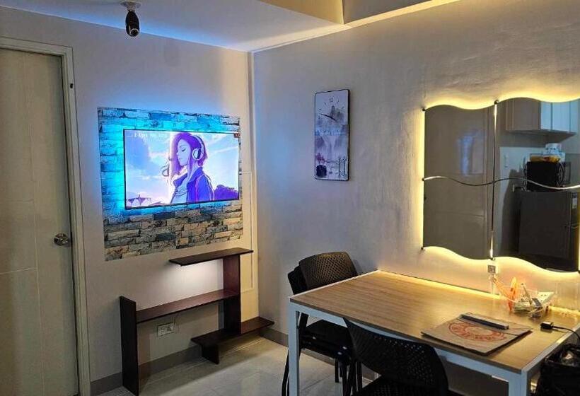 شقة غرفة نوم واحدة مزودة بشُرفة, The Swindon Room Ii