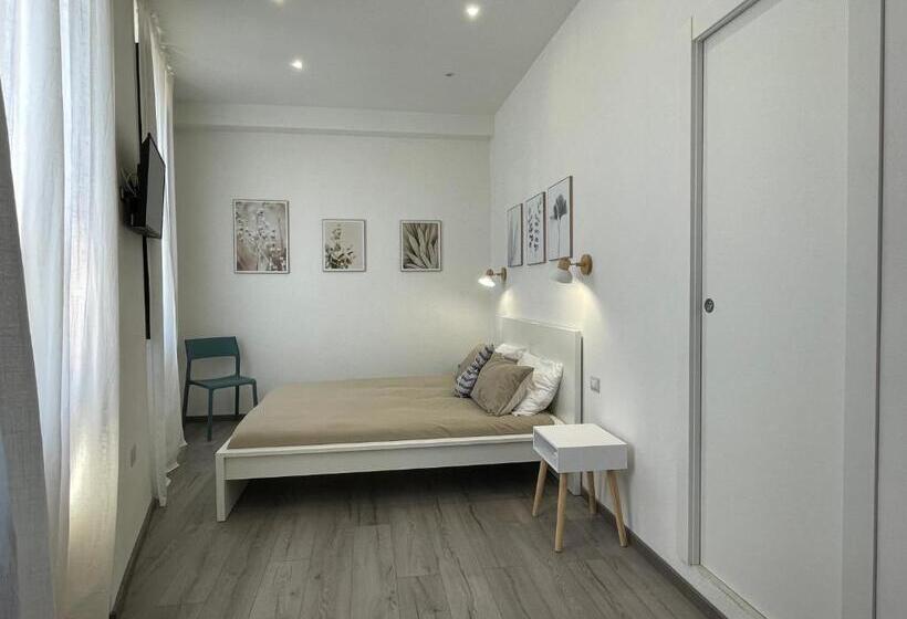 オーシャンビュースタンダードルームバルコニー付き, Il Caracolo Rooms