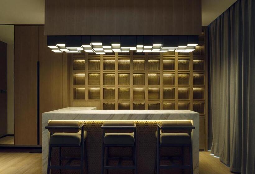 سوئیت با چشم‌انداز رودخانه, 缇酒店