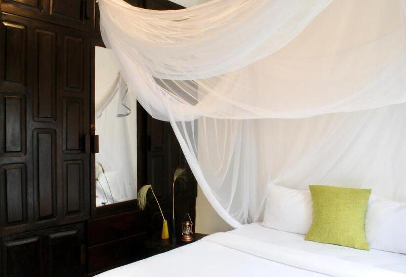 اتاق استاندارد, Oya Guest House