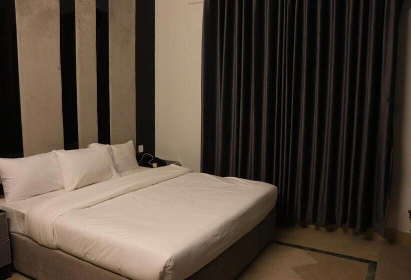 اتاق لوکس یک تخته, Hayat Grand Guest House
