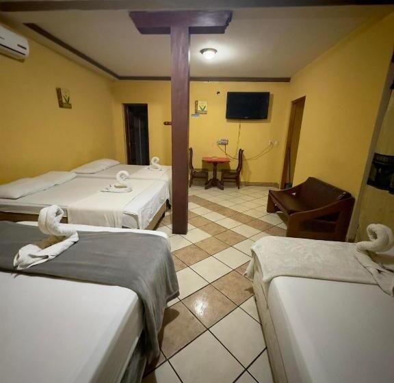اتاق استاندارد چهار تخته, Hasa Nicaragua