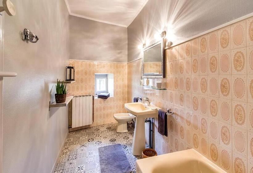 Family Suite, Ostal Cassinia