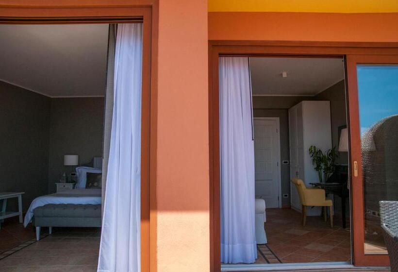 Люкс с Террасой, Villa Le Terrazze Charming Rooms
