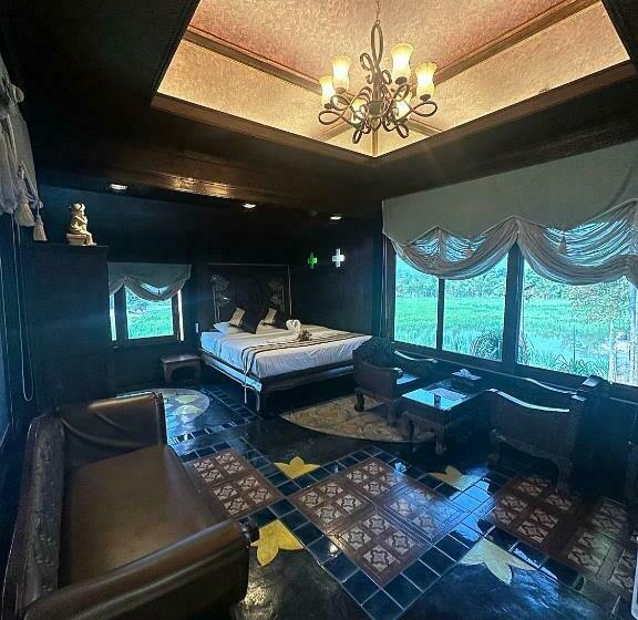 اتاق لوکس, Bantunglom Resort