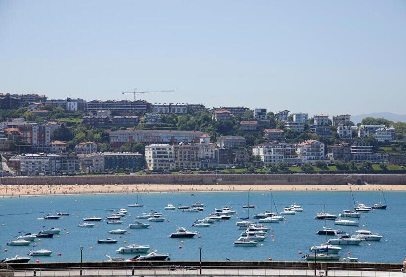 جناح جونيور, Sansebay