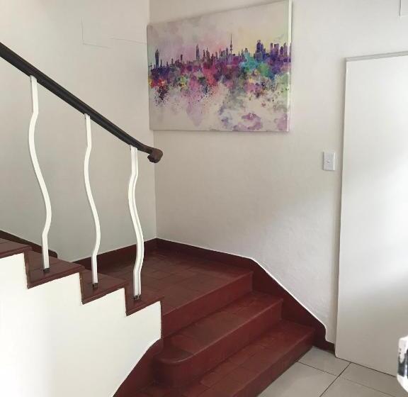 חדר דלוקס, Micasa Sucasa Manor
