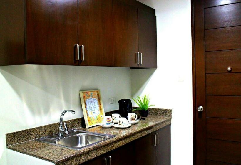 Номер Стандарт, Food District Hostel  Ortigas Kapitolyo