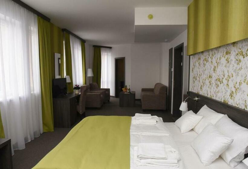 豪华家庭房间, Oázis Wellness Panzio