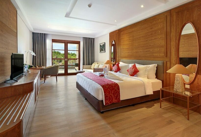 اتاق لوکس با چشم‌انداز باغ, Royal Tulip Springhill Resort Jimbaran