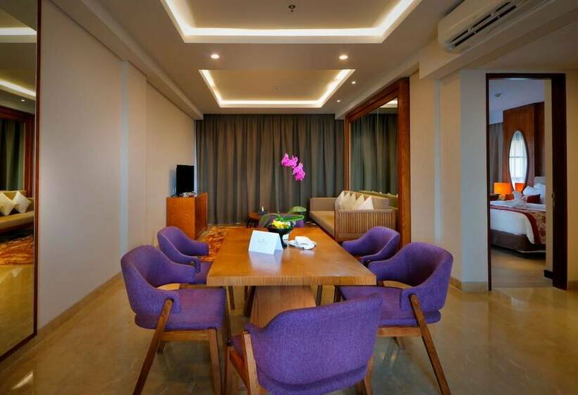 سوییت خانوادگی, Royal Tulip Springhill Resort Jimbaran