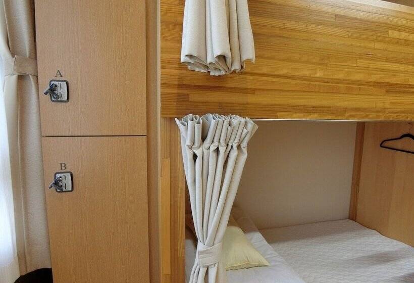 이코노이 4인룸, Shimonoseki Hinoyama Youth Hostel Kaikyonokaze