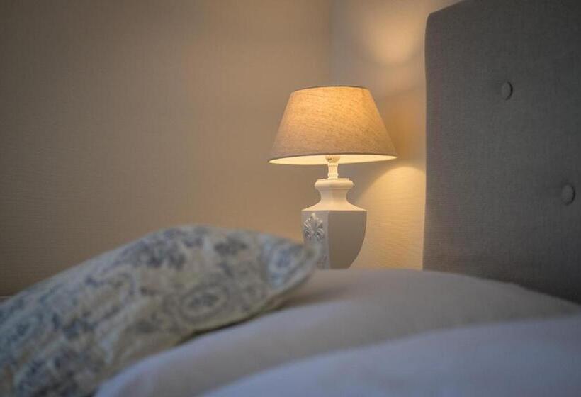 Номер Стандарт с Балконом, Landhotel Eifellust
