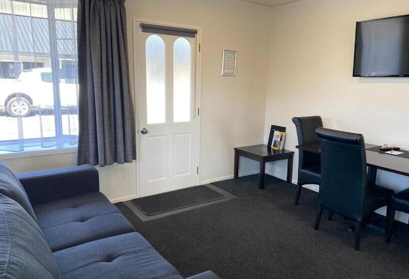 شقة غرفة واحدة, Riverlea Motel