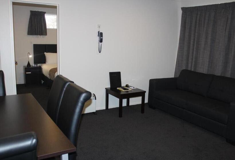 شقة غرفتين, Riverlea Motel