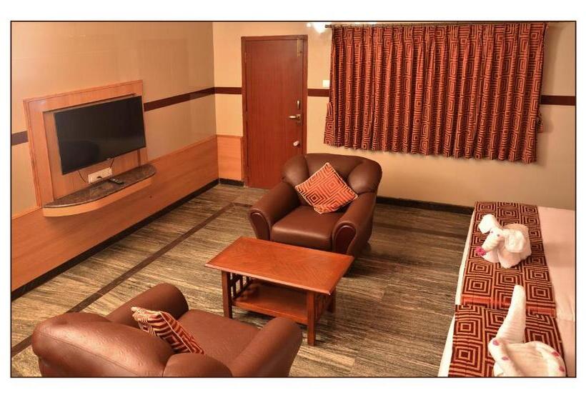 四人标准间, Gvs Residency
