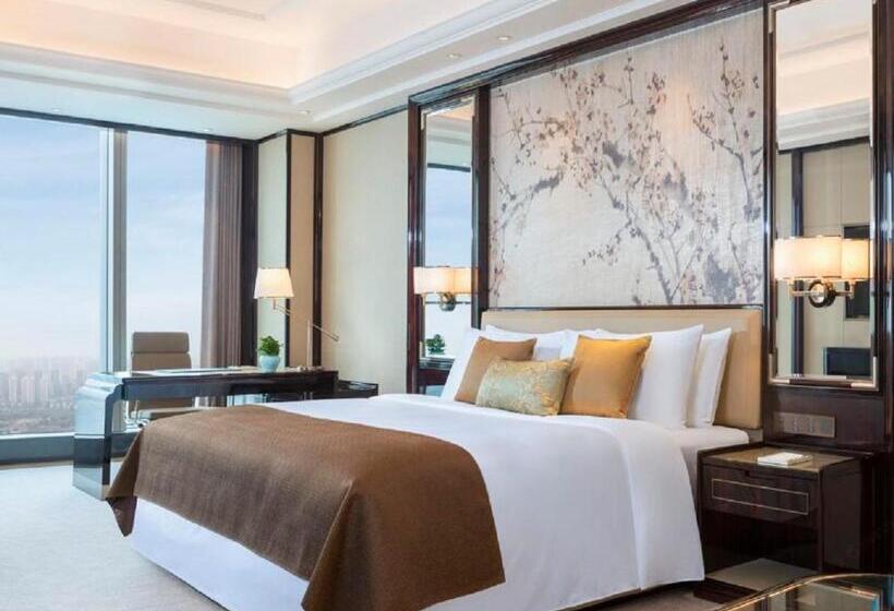 스탠다드 룸 킹사이즈 침대, The St. Regis Changsha