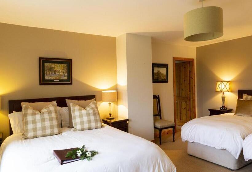 Четырехместный Номер Deluxe, Lake House B&b
