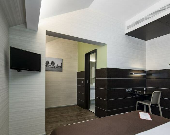 اتاق استاندارد یک نفره, Moov Hotel évora
