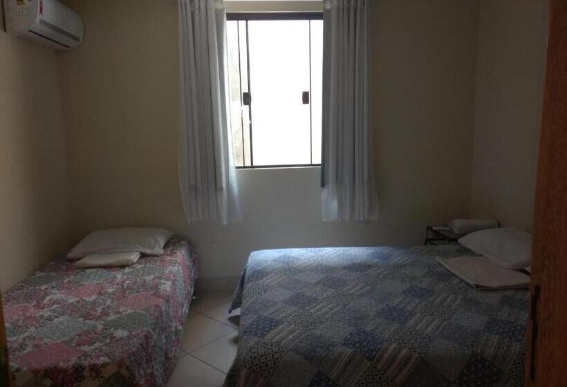Трехместный Номер Стандарт Совместная Ванная, Le Monde Hostel   Suites E Camas