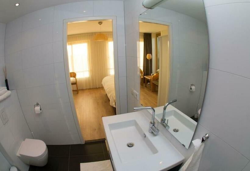 Номер Стандарт, Marbles Inn