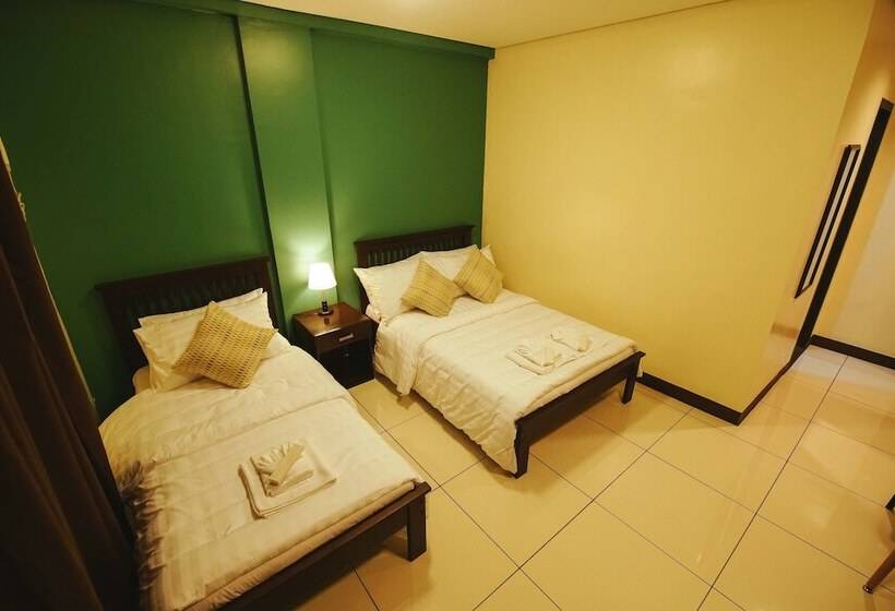 اتاق خانوادگی, Hometown Hotel Makati   Edsa