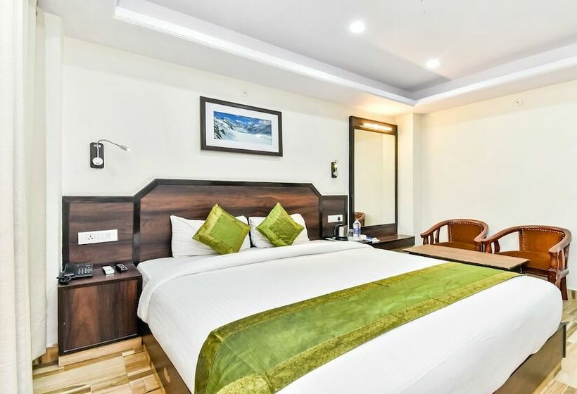Номер Deluxe, Treebo Maharaja, Near Mall Road
