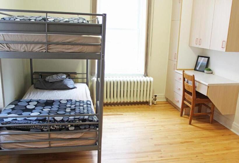 スタンダードルーム, Auberge De Jeunesse Magog Orford Hostel