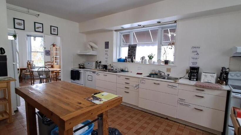 ファミリールーム, Auberge De Jeunesse Magog Orford Hostel