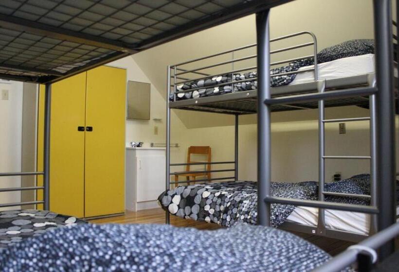スタンダードシングルルーム, Auberge De Jeunesse Magog Orford Hostel