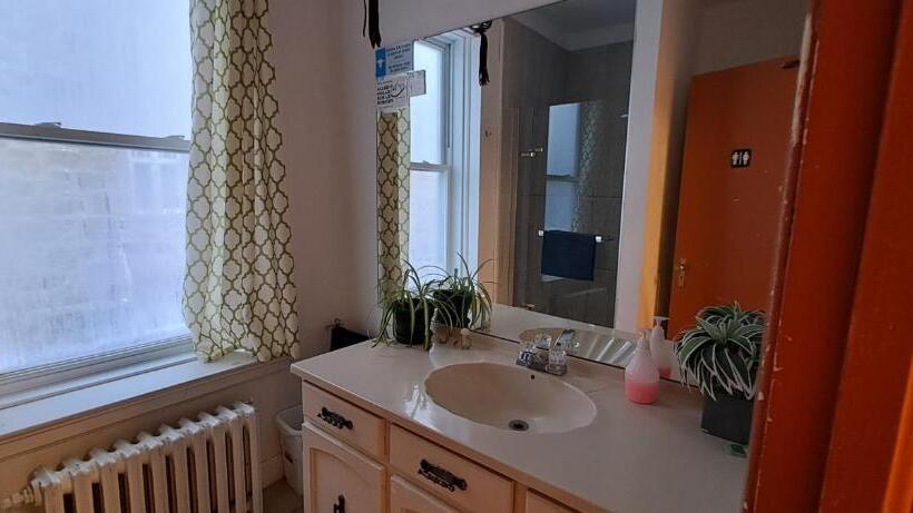 اتاق استاندارد چهار تخته, Auberge De Jeunesse Magog Orford Hostel