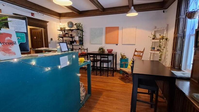 スタンダードルーム, Auberge De Jeunesse Magog Orford Hostel