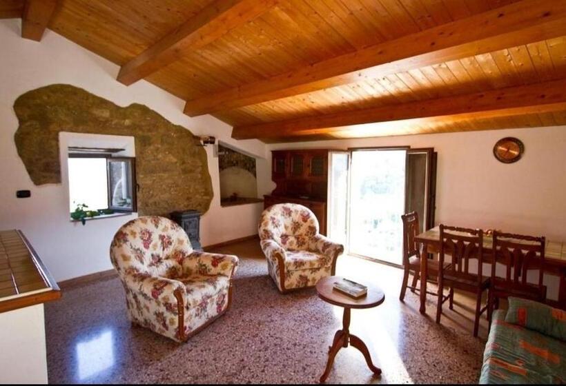Четырехместный Номер Стандарт, B & B Stillachiara