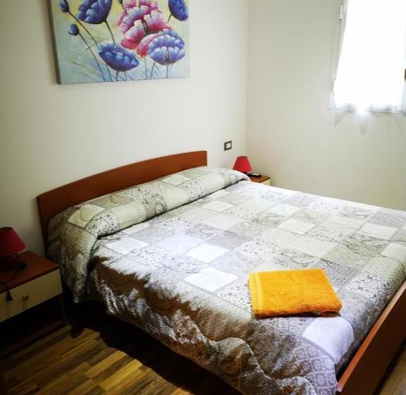 Вилла 2 Спальни, I Tre Abeti   Holiday House