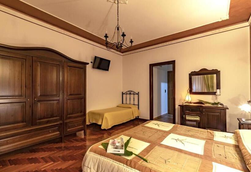 اتاق خانوادگی, Alba Marina B&b