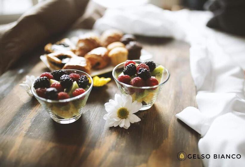 디럭스 룸, Gelso Bianco Country Resort