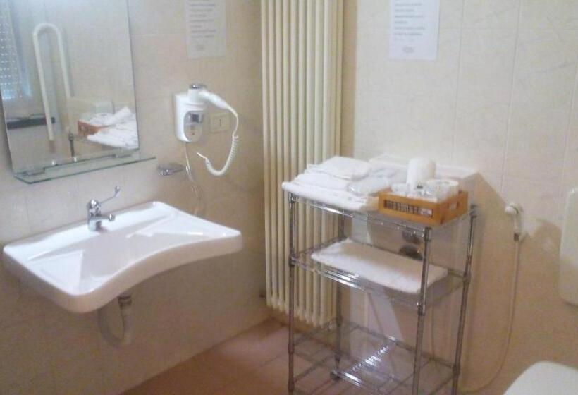 Полулюкс, Albergo Soliani