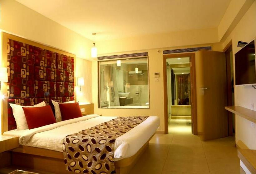 Номер Премиум, The Ssk Solitaire Hotel & Banquets