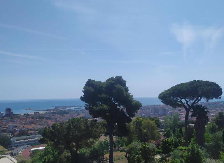 اتاق لوکس سه تخته, Terrazza Sul Mare