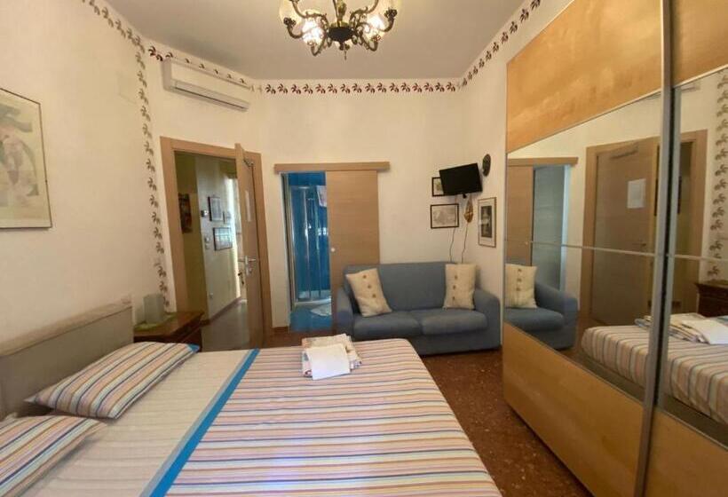 Номер Стандарт, Casa Riri