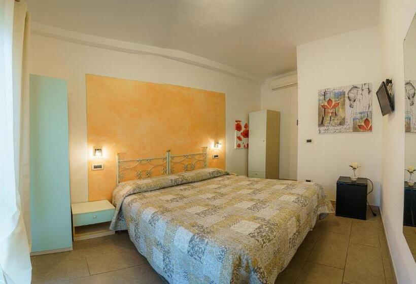 基本间, Albergo La Lampara