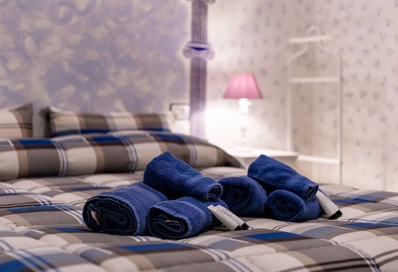 スタンダードトリプルルーム, Locanda Del Sorriso B&b