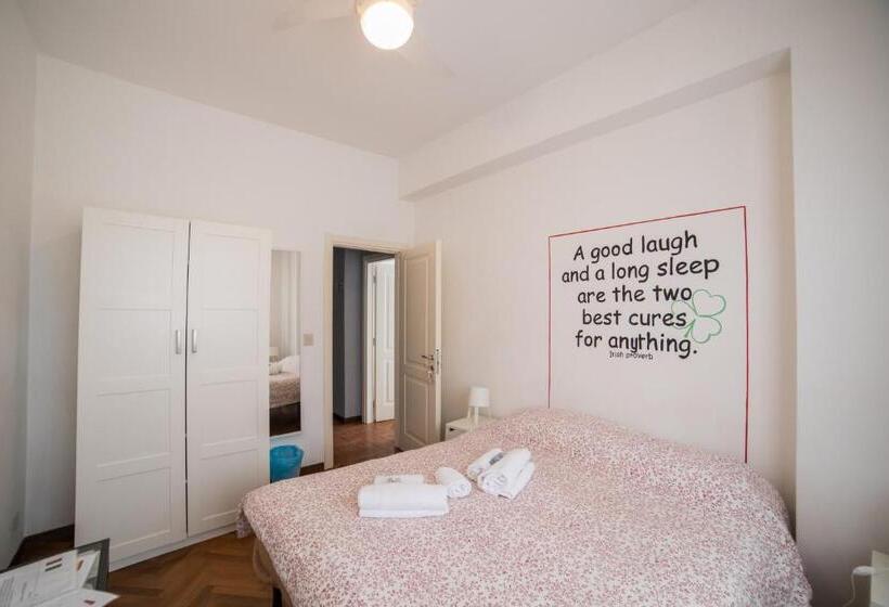 اتاق اکونومی, B&b Cento Passi Dalle Mura