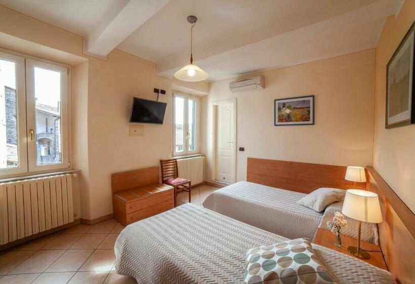 Номер Стандарт, Eliseo B&b Ristorante