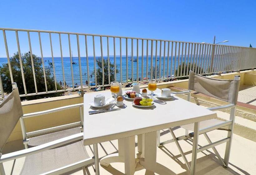 Номер Стандарт Вид на Море с Террасой, Hôtel Beau Rivage