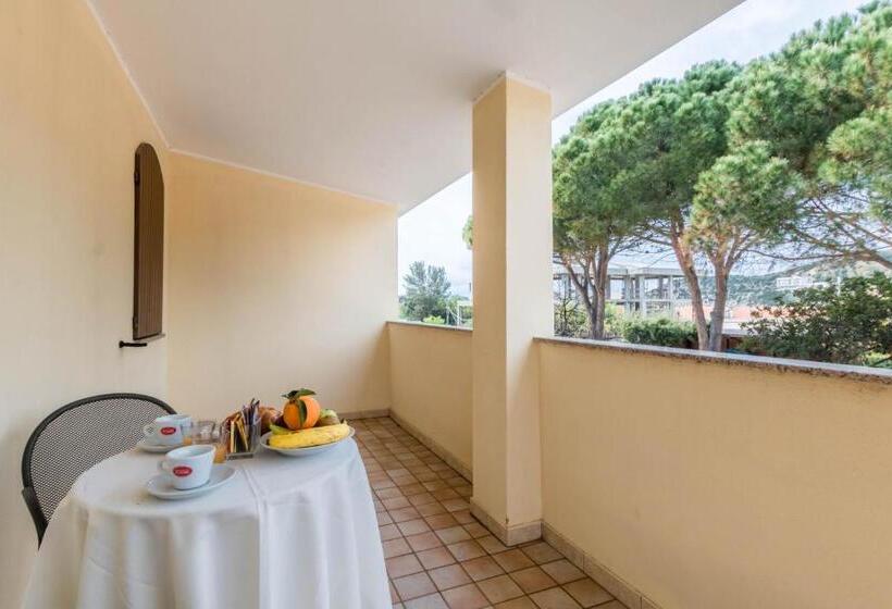 اتاق استاندارد چهار تخته, Villa Del Mare